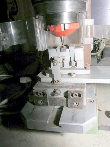 ENDOMATO Orbital Blade Housing Riveter, 6 x 6 Bed, 3 Throat, 6-1/4 Daylight