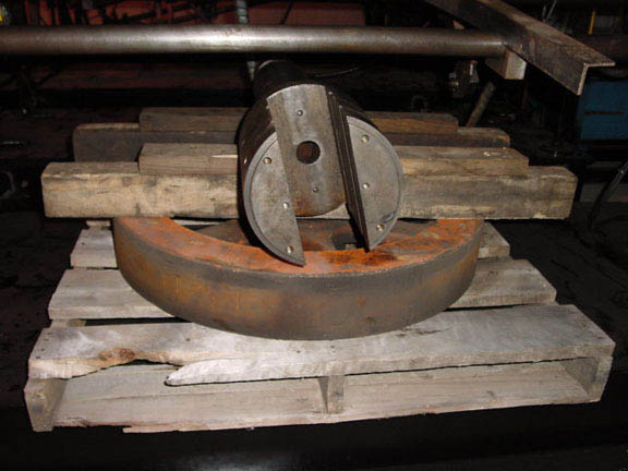 1 Max. Dia., 4-5/8 Die Length x 2 Wide Die Cavity