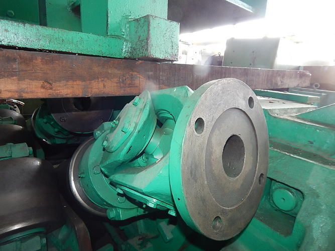 6 SUTTON 5-Roll Straightener, Entry / Exit Tables