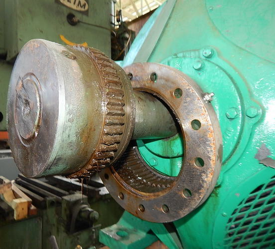 6 SUTTON 5-Roll Straightener, Entry / Exit Tables