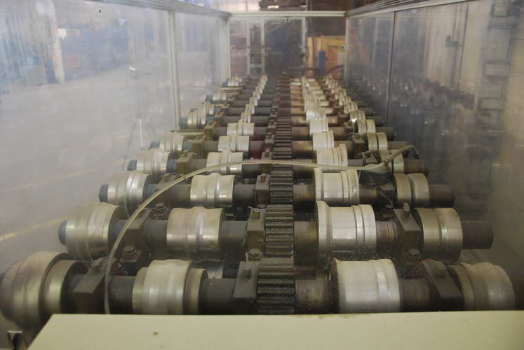 14-Stand T & H Triplex Roll Forming Line, 1-1/2 Spdl, 8 /5.5 RS, 8 H, 4.5 V