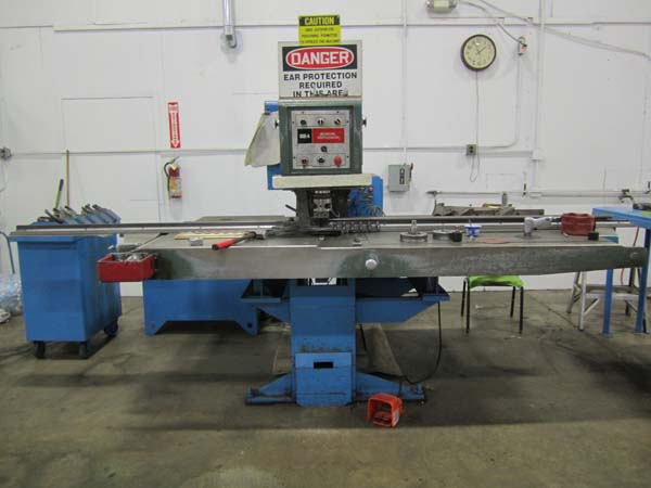 30 Ton W A WHITNEY Duplicator/Punch, 3/8 Material, 30 Thr, 75 Longest Part