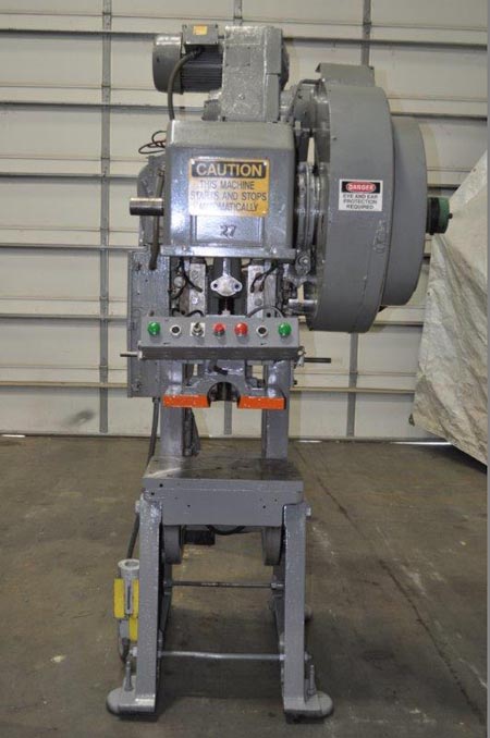 27 Ton L & J OBI Press, 1 Str, 10.5 SH, 2 Adj, 21-1/2 x 13 Bed, 150 SPM