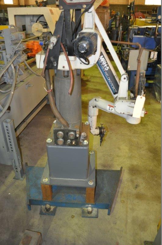MILLER Robotic Weld Cell, 5-Axis, C-1 Controller, Maxtron 450 Power Source