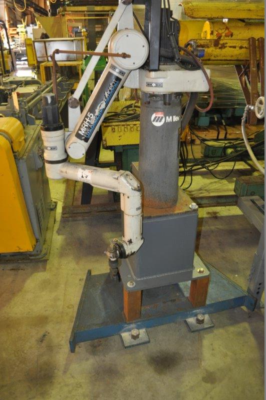 MILLER Robotic Weld Cell, 5-Axis, C-1 Controller, Maxtron 450 Power Source