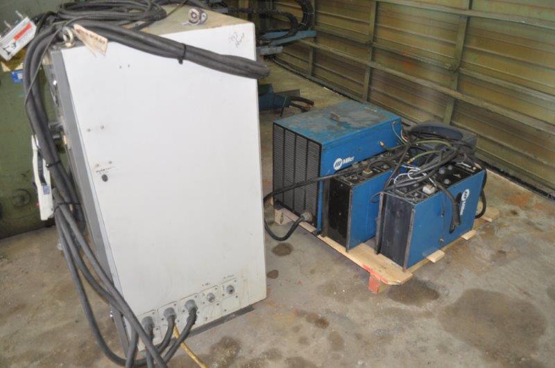 MILLER Robotic Weld Cell, 5-Axis, C-1 Controller, Maxtron 450 Power Source