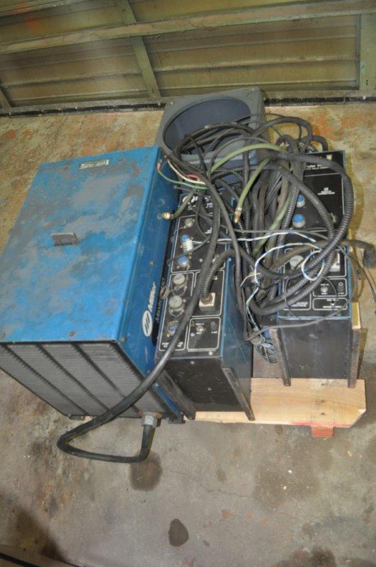 MILLER Robotic Weld Cell, 5-Axis, C-1 Controller, Maxtron 450 Power Source