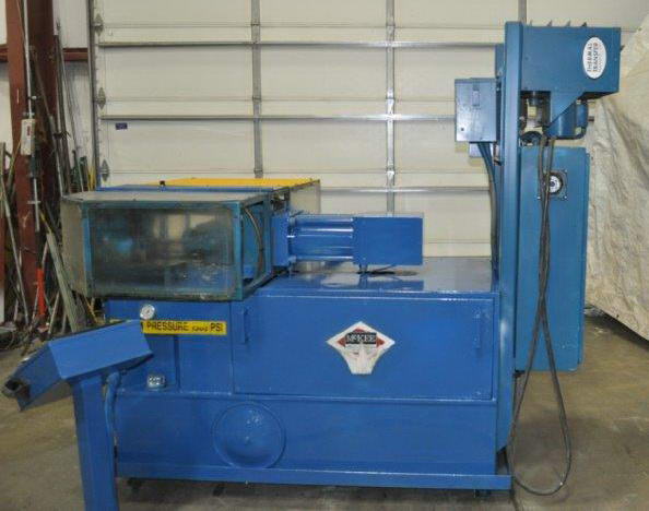 2-3/4 MCKEE FM-70 MHRF Triple Hit Tube End Former, 8 Ram Stroke