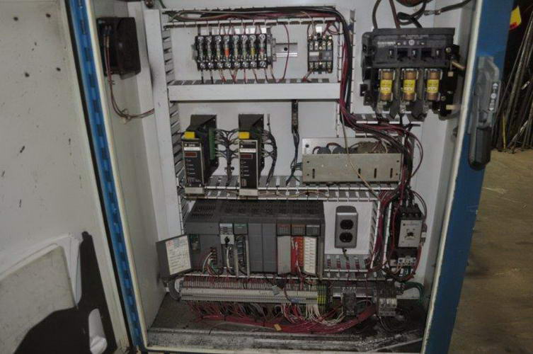 2-3/4 MCKEE FM-70 MHRF Triple Hit Tube End Former, 8 Ram Stroke