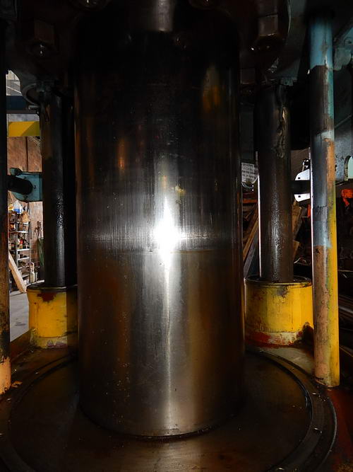 100 Ton BIRDSBORO Hydraulic Press, 18 Str, 23 Dylt, 29 x 29 Bed, 10 HP