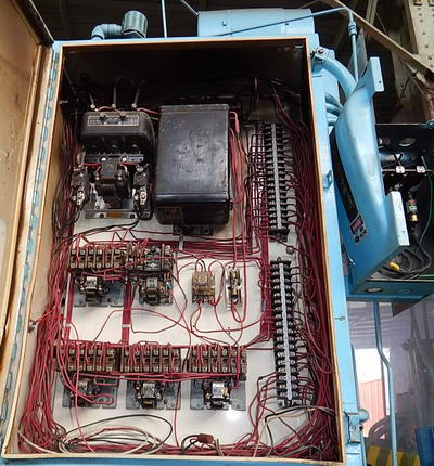 100 Ton BIRDSBORO Hydraulic Press, 18 Str, 23 Dylt, 29 x 29 Bed, 10 HP