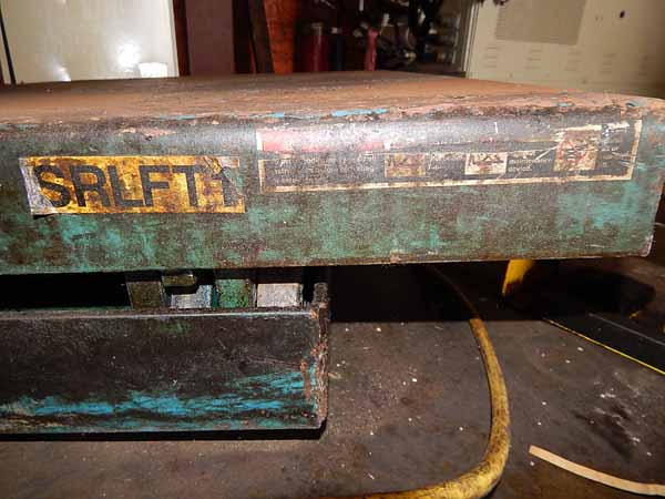 3' x 4' ADVANCE LIFTS LIFT TABLE