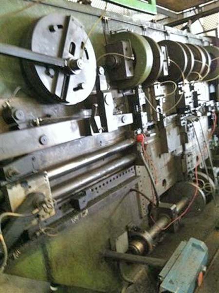 OMCG MODEL 1200 AUTOMATIC FORMING MACHINE