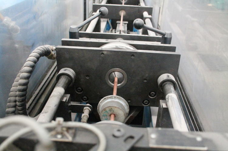 7/8 CROWN Straighten & Cut Machine, 1 to Inf Cut Length, AB Touchscreen