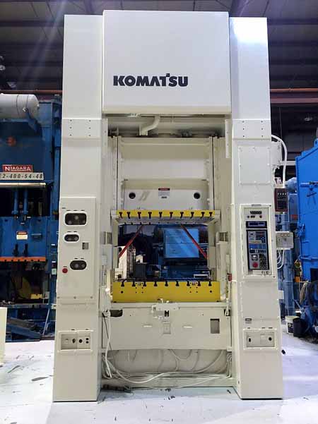 300 Ton KOMATSU SSDC Press, 7.8 Str, 29.09 SH, 4.9 Adj, 59 x 47.7 Bed