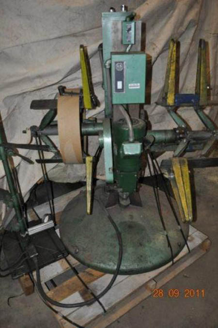 1,500 Lb REGAL Motorized Double End Uncoiler, 14 to 20 ID, 48 OD, 14 Width