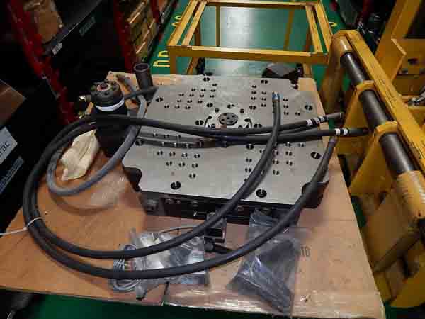 112 Ton ARBURG 2-Shot Injection Molding Machine, 22.4 Platen, 6.8 Ejector Str