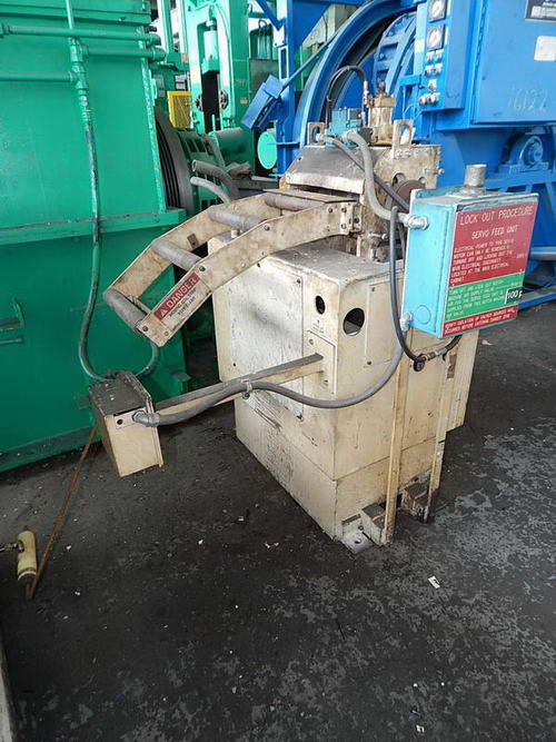 12 W x .080 COE Servo Feeder, 295 FPM, 39 Pass Line, Vert Edge Guides