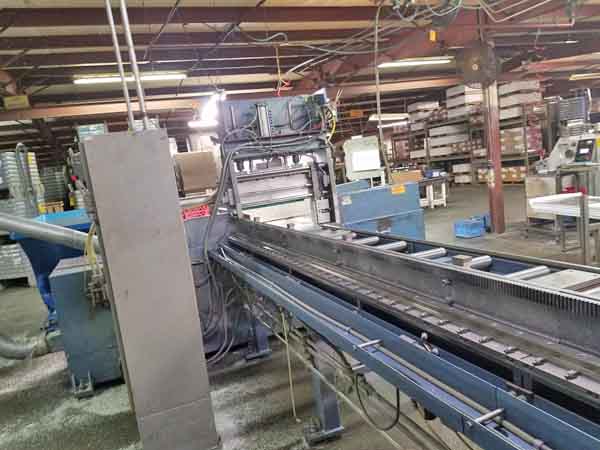 28 Blade BARDONS & OLIVER Non-Ferrous Precision Saw, 25 x 8 Cutting Window