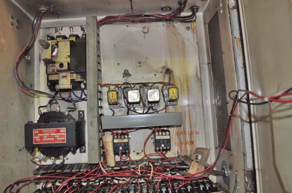 22 Ton MINSTER OBI Press, 3 Str, 8.5 SH, 2 Adj, 20 x 12 Bolster, 100 SPM