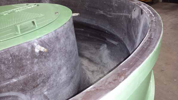 20 CuFt ROTO-FINISH Vibratory Finisher, 78 OA Dia, (17) Channel, 10 HP