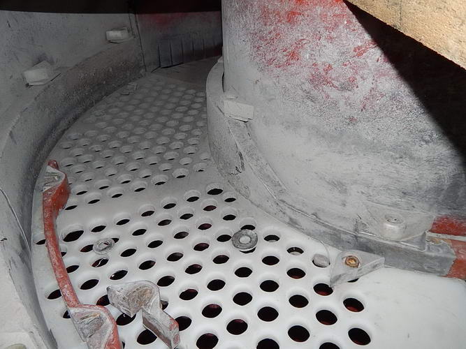 SPALECK Vibratory Bowl, 70 ID x 34 ID x 34 Deep, 32 W Side Ramp Load