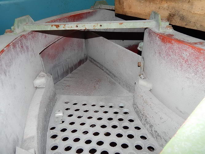 SPALECK Vibratory Bowl, 70 ID x 34 ID x 34 Deep, 32 W Side Ramp Load