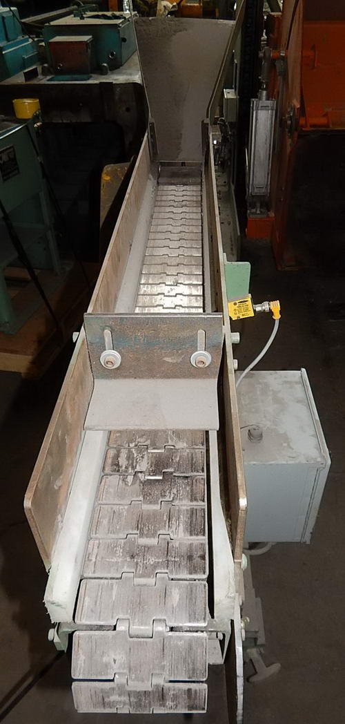 5 W x 4' L Conveyor, On Wheels, Steel Slats