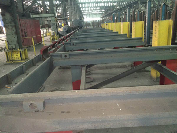 1-3/4 SUTTON 2-Roll Rotary Straightener, 60' Entry and Exit Handling Tables
