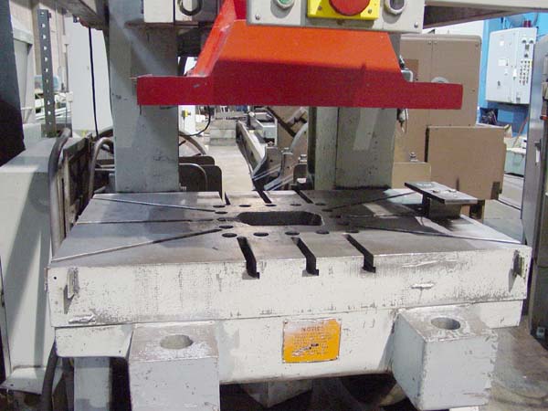 125 Ton SOUTH BEND JOHNSON OBI Press, 4 Str, 17.5 SH, 42 x 27 Bed, 40 SPM