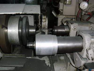 #1316-J BRYANT Hole & Face Internal Grinder, 16 Swing, 7-1/2 HP Wheel