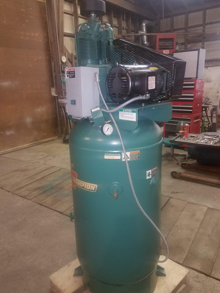 5 HP CHAMPION MODEL VR5-8 VERTICAL TANK MOUNTED PISTON TYPE AIR COMPRESSOR