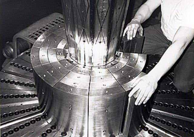 100 Ton CEMCO MODEL HH-120-120-SS EXPANDER/SHRINKER