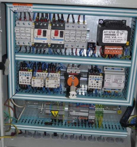 2-1/2 SAMPSON Angle Bending Rolls, Dbl Pinch, 4.4 Meters/Min, 6.25 HP, 2010