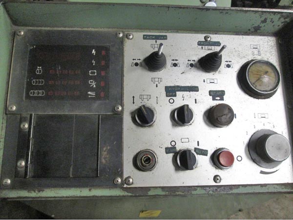 9.84 x 11.81 DAITO CNC Automatic Horizontal Band Saw, Programmable Cut Length