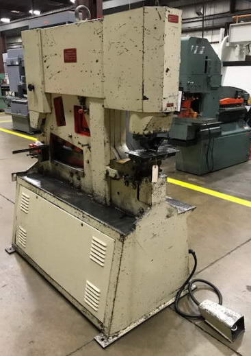 5 x 5 x 1/2 GEKA Hydraulic Ironworker, 77 Ton, 40 SPM, 12 HP