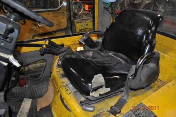 7,250 Lb YALE Forklift, LP Gas, 186 Lift, Side Shift, Triple Mast, Solid Tires