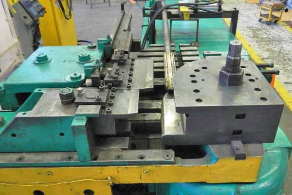 6 PINES MODEL 4 HORIZONTAL HYDRAULIC TUBE BENDER