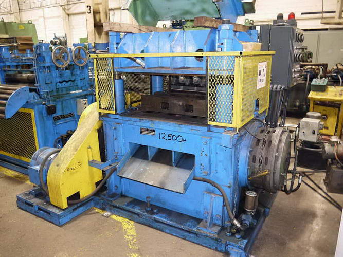 60 Ton PRO ECO Cut-Off Press, 37 LR (Between) x 35 FB Bet Posts, 4 Str, 15 HP