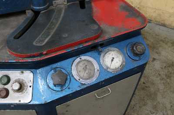 34 x .037 SPIRO Model 700N Spiral Duct Former, 18 & 24 Forming Heads, 10 HP