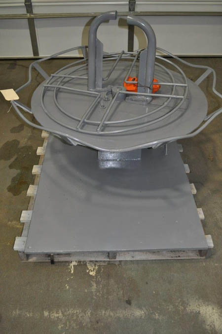 4000 LB. LEWIS WIRE DECOILER