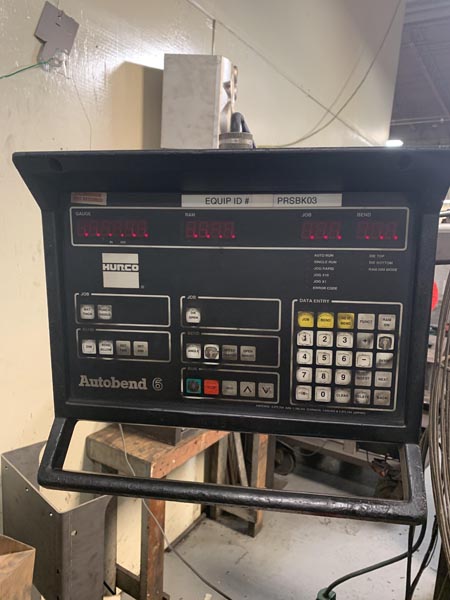 35 Ton AMADA Hydraulic Press Brake, 47.3 Bed/Ram, 40.2 Bet Hsgs, 3.94 Str