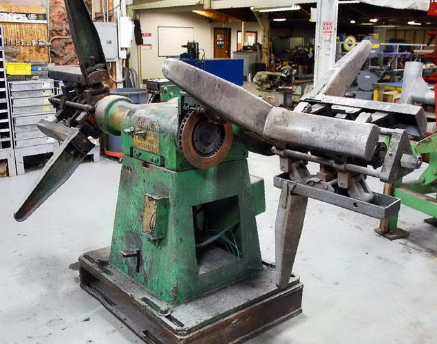 5,000 Lb COOPER WEYMOUTH Double End Uncoiler, 18 to 22 ID, 60 OD, 18 Width
