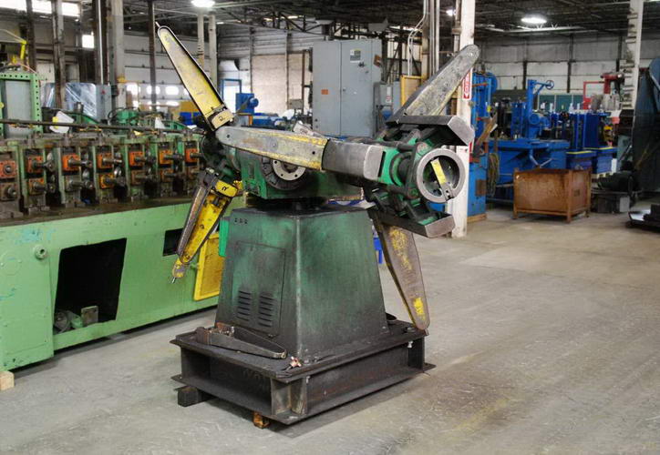 5,000 Lb COOPER WEYMOUTH Double End Uncoiler, 18 to 22 ID, 48 OD, 18 Width