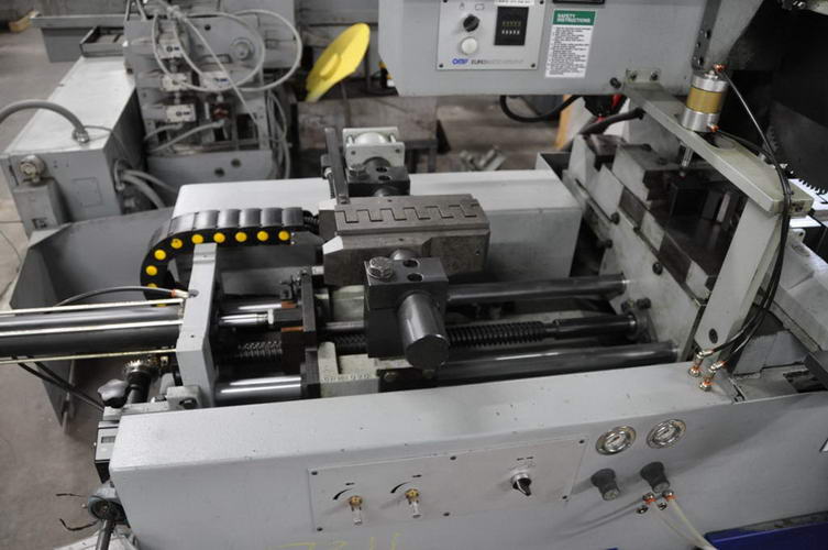 14-1/2 Blade DAKE EUROMATIC Non-Ferrous Cold Saw, 5-1/16 Rd, 4 Sq