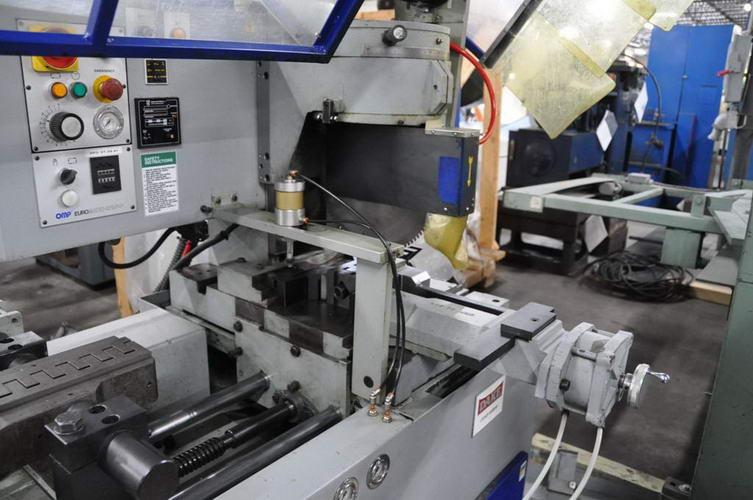 14-1/2 Blade DAKE EUROMATIC Non-Ferrous Cold Saw, 5-1/16 Rd, 4 Sq