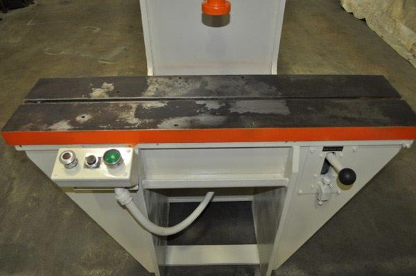 12 Ton GREENERD Hydraulic Press, 12 Str, 24 Dylt, 48 x 12 Bed, 10 HP