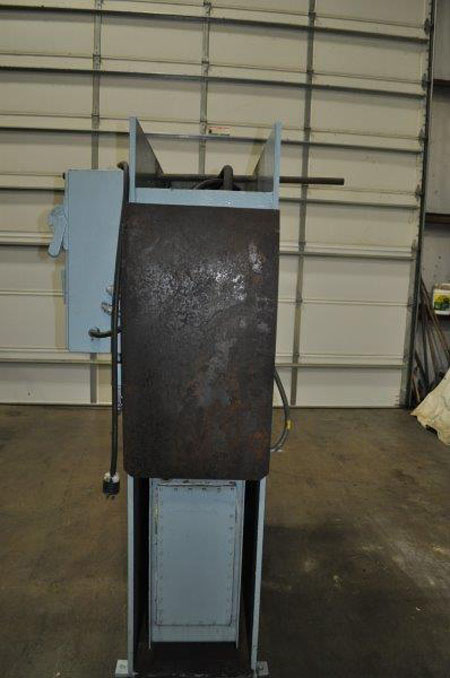 12 Ton GREENERD Hydraulic Press, 10 Stroke, 16 Daylight, 20 x 14 Bed, 5 HP