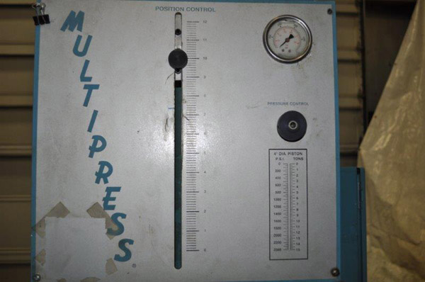 15 Ton DENISON Hydraulic Multipress, 12 Str, 18 Daylight, 17 x 13.5 Bed