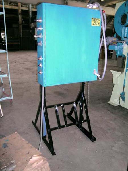 14 Ga x 72 CHICAGO D & K Press Brake, 2 Str, 3 Adj, 12 Opening, New PLC